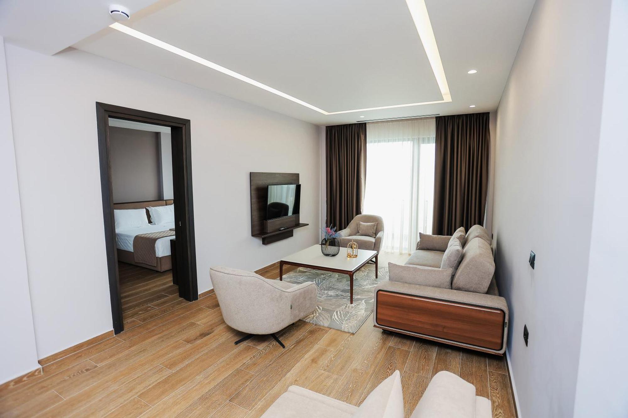 Joelle Premium Hotel Sarandë Esterno foto